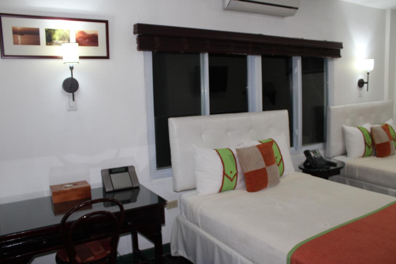 Altamont West Hotel Montego Bay Exterior photo