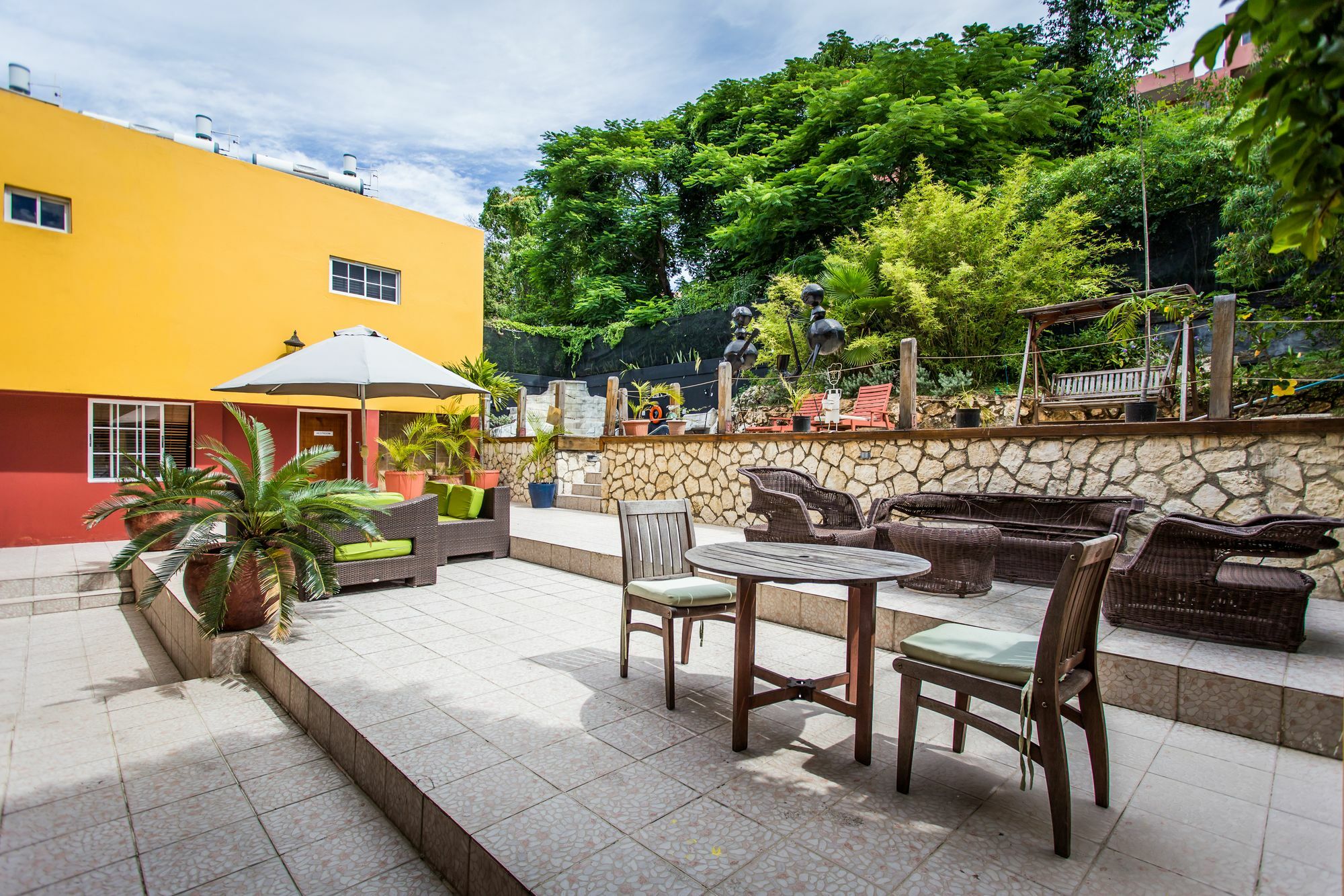 Altamont West Hotel Montego Bay Exterior photo
